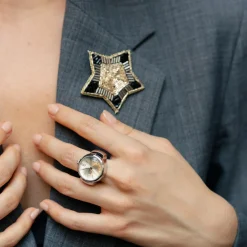 Sale Balaboosté Broche étoile brodée